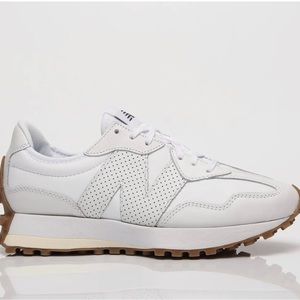 New Balance 327 Womens size 10.5 SeaSalt